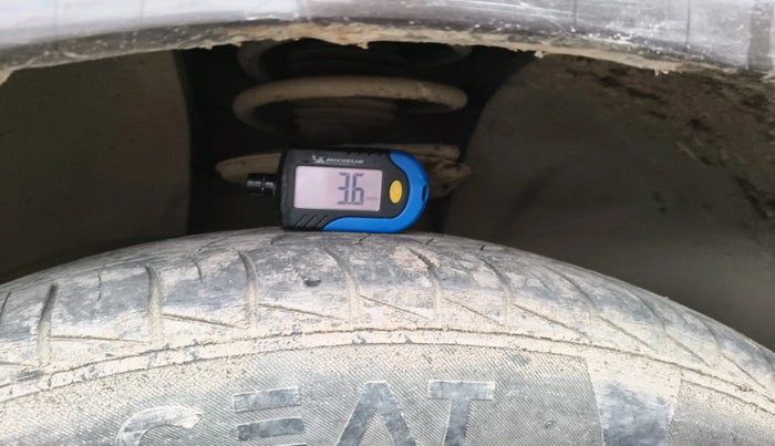 2011 Mahindra Verito 1.5 D4 BS III, Diesel, Manual, 64,047 km, tyre