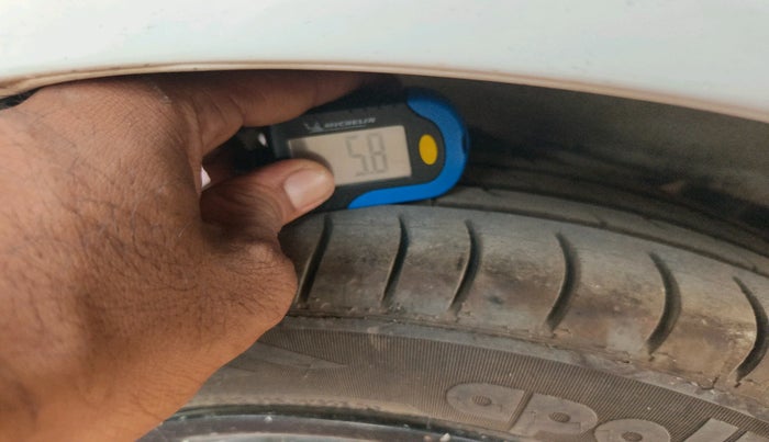 2018 Maruti Alto K10 VXI, CNG, Manual, 33,944 km, tyre