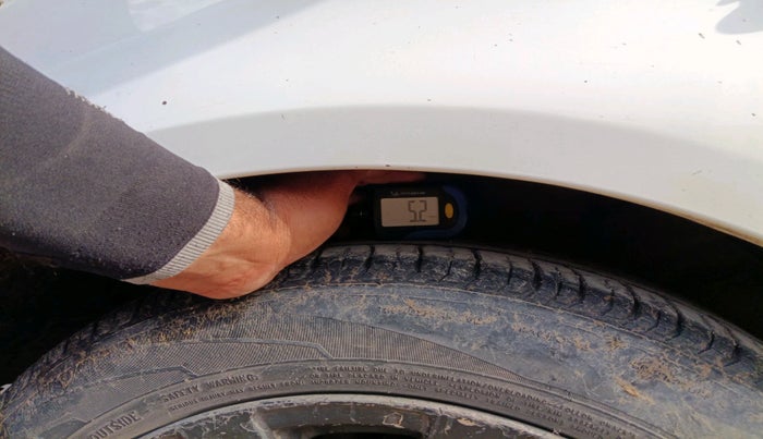 2012 Nissan Sunny XL, Petrol, Manual, 1,46,085 km, tyre