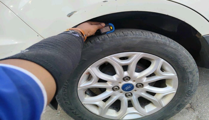 2014 Ford Ecosport TITANIUM 1.5L DIESEL (OPT), Diesel, Manual, 95,114 km, tyre