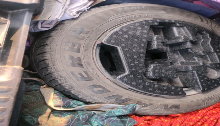 2019 Maruti Vitara Brezza VDI, Diesel, Manual, 89,542 km, tyre