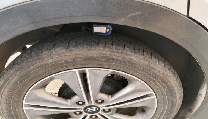 2016 Hyundai Creta SX PLUS AT 1.6 DIESEL, Diesel, Automatic, 86,705 km, tyre