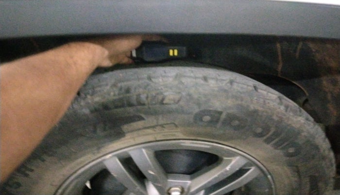 2019 Mahindra TUV300 T10, Diesel, Manual, 73,290 km, tyre