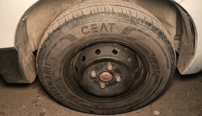 2021 Maruti Alto VXI, Petrol, Manual, 13,157 km, tyre