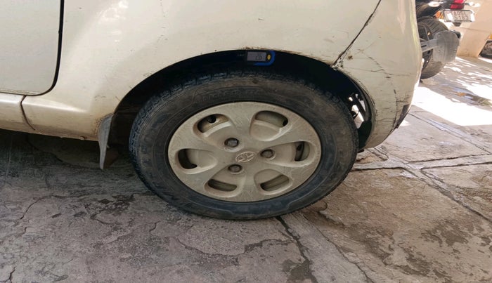 2012 Tata Nano LX, Petrol, Manual, 1,14,340 km, tyre