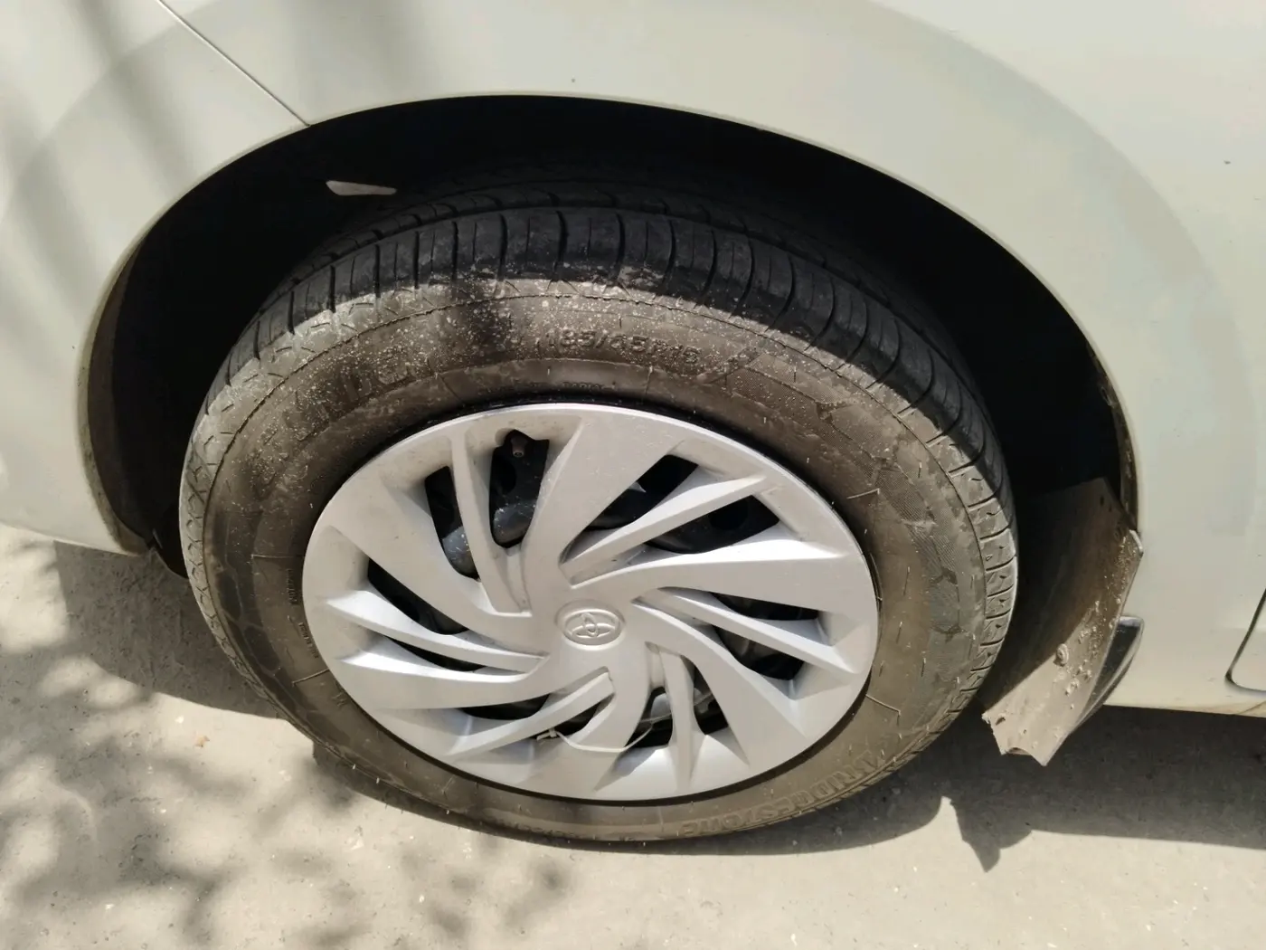 2024 Toyota RUMION S CNG , CNG, Manual, 50,667 km, tyre