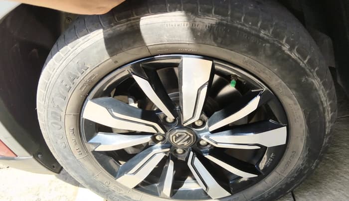2019 MG HECTOR SHARP 1.5 DCT PETROL, Petrol, Automatic, 61,179 km, tyre
