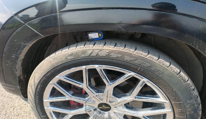 2022 Hyundai ALCAZAR PRESTIGE(O) 1.5 AT 7STR, Diesel, Automatic, 77,356 km, tyre