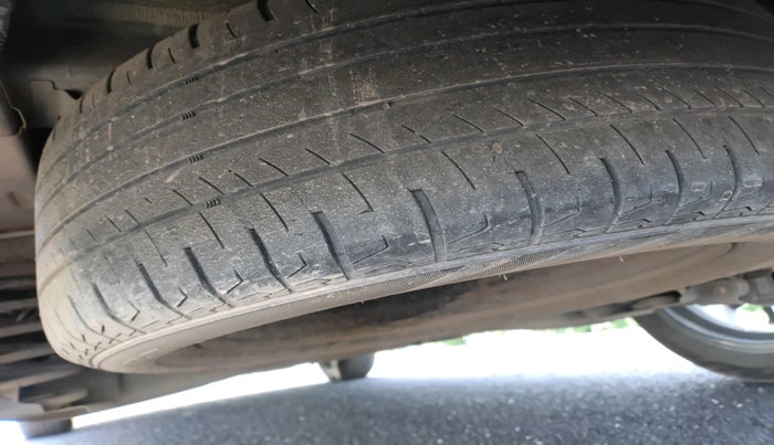 2022 Hyundai ALCAZAR PRESTIGE(O) 1.5 AT 7STR, Diesel, Automatic, 77,356 km, tyre