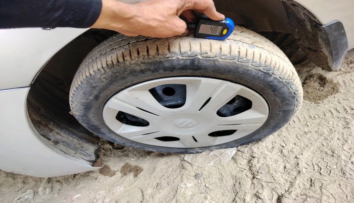 2017 Maruti Wagon R 1.0 VXI AMT, Petrol, Automatic, 5,586 km, tyre