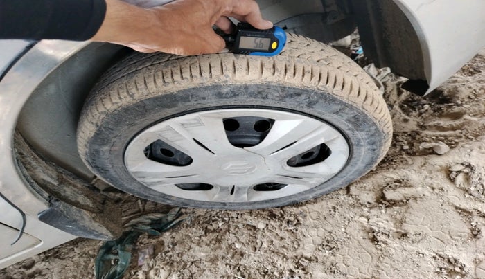 2017 Maruti Wagon R 1.0 VXI AMT, Petrol, Automatic, 5,586 km, tyre