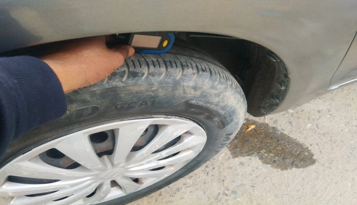 2016 Maruti Swift VDI ABS, Diesel, Manual, 69,759 km, tyre