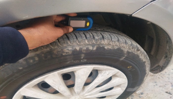 2016 Maruti Swift VDI ABS, Diesel, Manual, 69,759 km, tyre