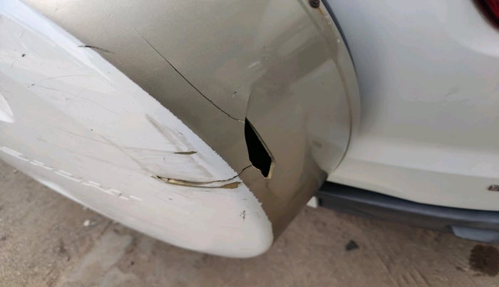 2015 Ford Ecosport TREND 1.5L DIESEL, Diesel, Manual, 1,11,154 km, tyre