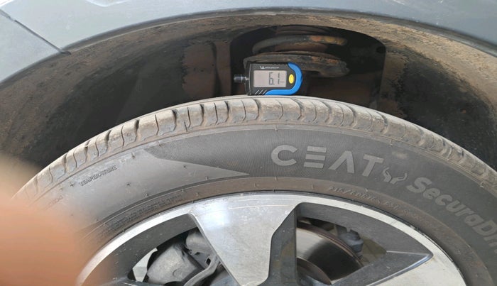 2017 Tata NEXON XZ PLUS PETROL, Petrol, Manual, 1,12,056 km, tyre