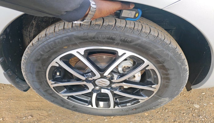 2024 Maruti Swift ZXI CNG, CNG, Manual, 25,000 km, tyre