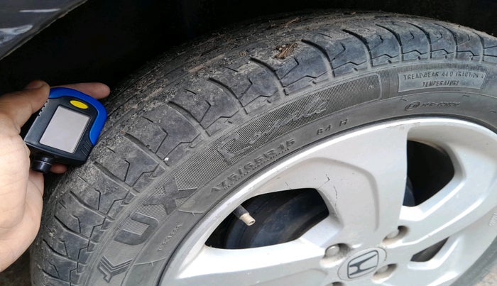 2014 Honda City 1.5L I-VTEC VX, Petrol, Manual, 1,30,771 km, tyre