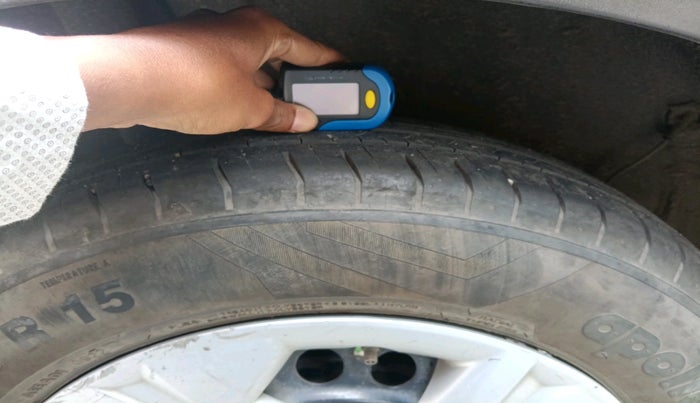 2022 Hyundai VENUE S 1.2, Petrol, Manual, 75,670 km, tyre