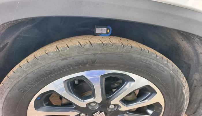 2023 Maruti Grand Vitara ALPHA SMART HYBRID, Petrol, Manual, 88,350 km, tyre