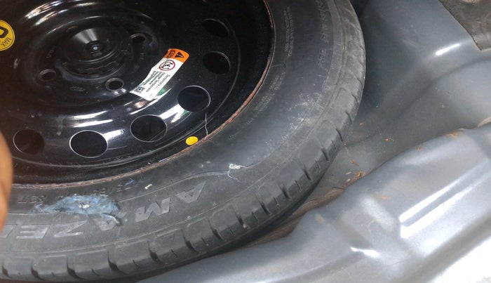 2018 Ford Figo Aspire TITANIUM 1.2 PETROL, Petrol, Manual, 93,074 km, tyre