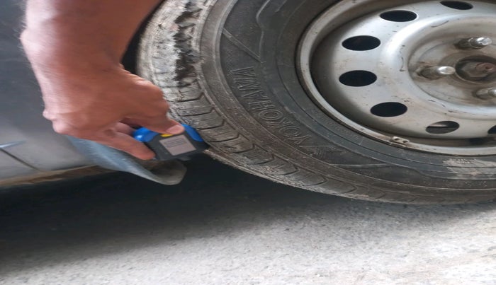 2014 Hyundai i10 MAGNA 1.1, Petrol, Manual, 95,758 km, tyre