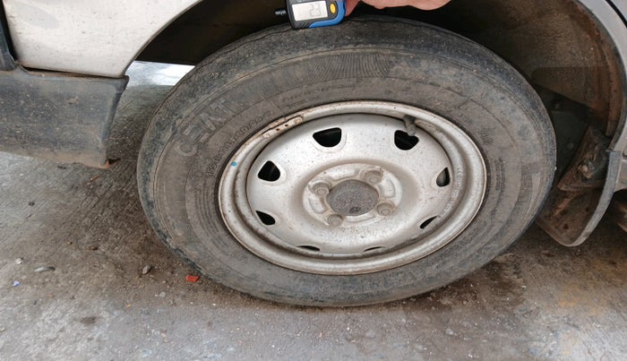 2022 Maruti Eeco 5 STR AC CNG (O), CNG, Manual, 46,071 km, tyre