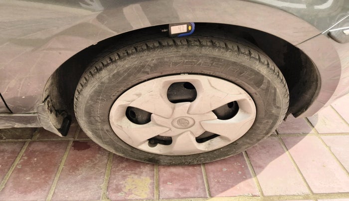 2023 Tata TIAGO EV XT LONG RANGE, Electric, Automatic, 69,798 km, tyre