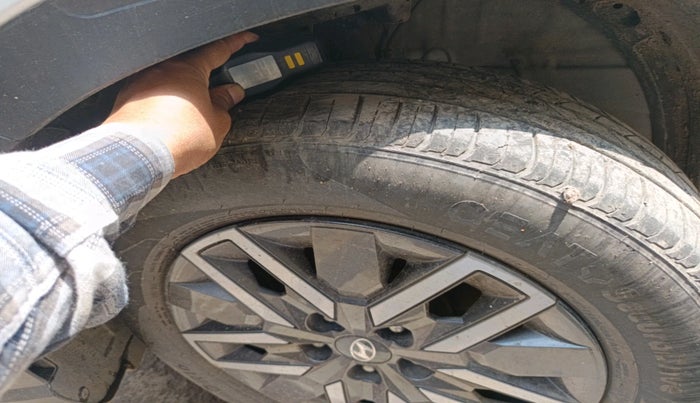 2022 Hyundai VENUE S (O) 1.0 TURBO IMT, Petrol, Manual, 27,740 km, tyre