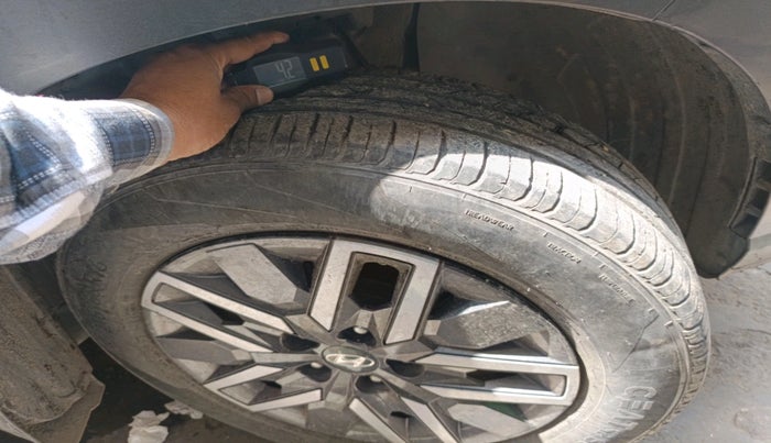 2022 Hyundai VENUE S (O) 1.0 TURBO IMT, Petrol, Manual, 27,740 km, tyre