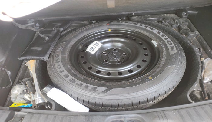 2018 Jeep Compass LIMITED (O) 2.0 DIESEL, Diesel, Manual, 80,395 km, tyre