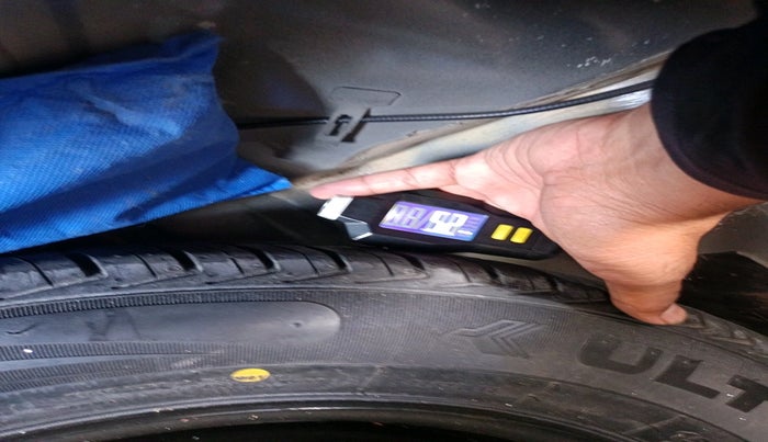 2021 Tata Tiago XZ PETROL, Petrol, Manual, 42,548 km, tyre