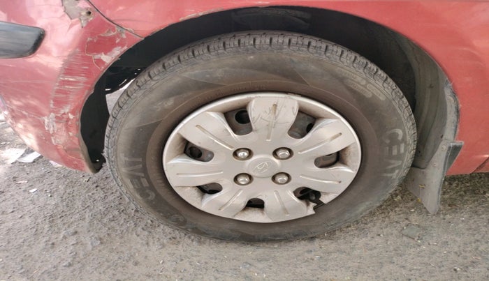 2009 Hyundai i10 MAGNA 1.2, Petrol, Manual, 97,602 km, tyre