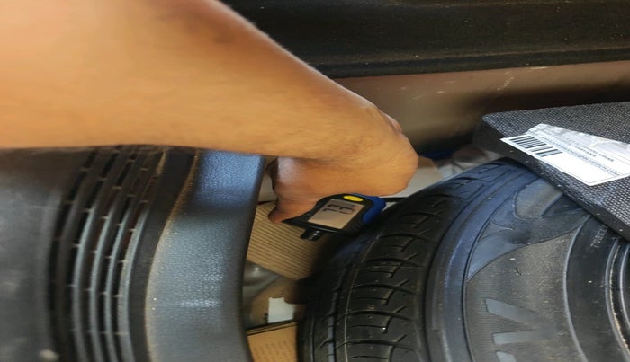 2016 Honda Jazz 1.2L I-VTEC S, Petrol, Manual, 52,698 km, tyre