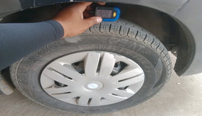 2018 Maruti Alto 800 LXI O, CNG, Manual, 2,06,852 km, tyre