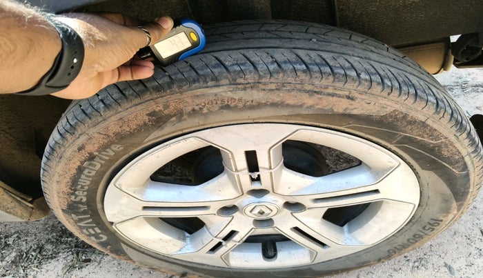 2021 Renault Kiger RXT AMT DUAL TONE, Petrol, Automatic, 23,129 km, tyre