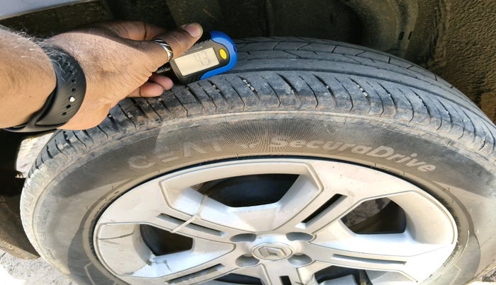 2021 Renault Kiger RXT AMT DUAL TONE, Petrol, Automatic, 23,129 km, tyre