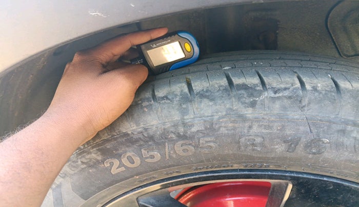 2017 Tata NEXON XZ PLUS DIESEL, Diesel, Manual, 34,009 km, tyre