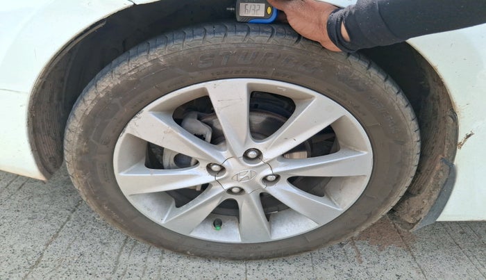 2012 Hyundai Verna FLUIDIC 1.6 VTVT SX, Petrol, Manual, 1,32,317 km, tyre