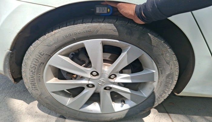 2012 Hyundai Verna FLUIDIC 1.6 VTVT SX, Petrol, Manual, 1,32,317 km, tyre