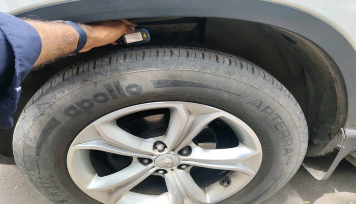 2022 Tata Harrier XT 2.0L KRYOTEC, Diesel, Manual, 51,110 km, tyre