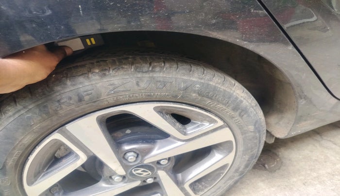 2023 Hyundai AURA SX 1.2, Petrol, Manual, 27,151 km, tyre