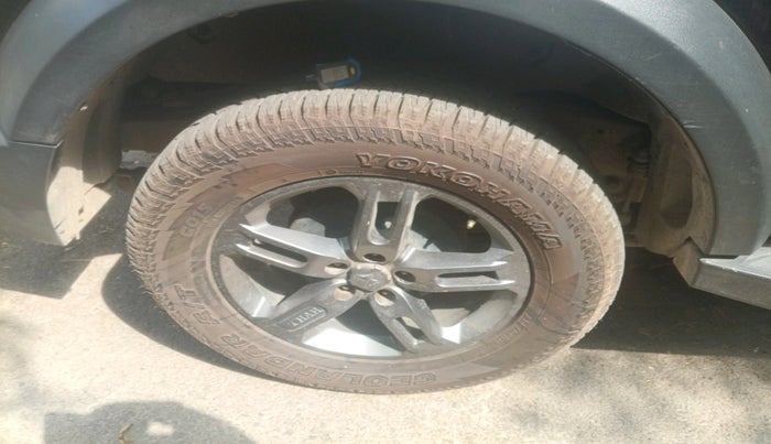 2023 Mahindra Thar LX D AT 4WD HT, Diesel, Automatic, 85,783 km, tyre