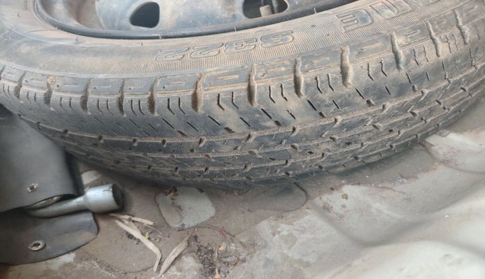 2012 Maruti Alto K10 VXI, Petrol, Manual, 61,598 km, tyre