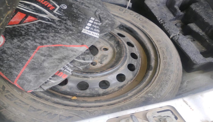 2014 Maruti Wagon R 1.0 VXI, Petrol, Manual, 92,556 km, tyre