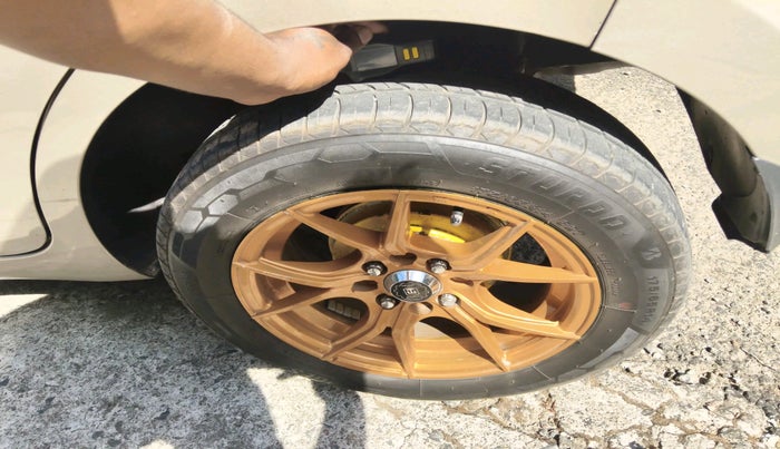 2021 Hyundai NEW SANTRO SPORTZ EXECUTIVE MT CNG, CNG, Manual, 1,05,859 km, tyre