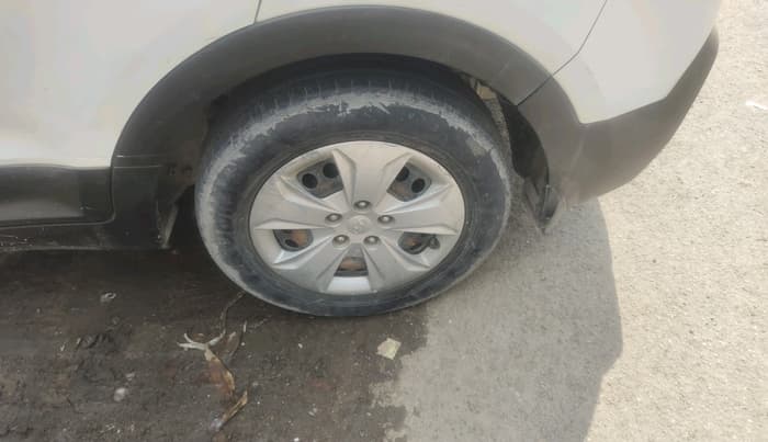 2019 Hyundai Creta E PLUS 1.6 PETROL, Petrol, Manual, 70,315 km, tyre