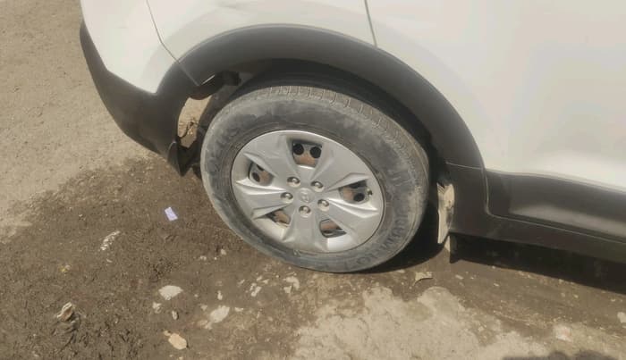2019 Hyundai Creta E PLUS 1.6 PETROL, Petrol, Manual, 70,315 km, tyre