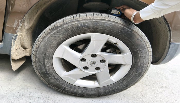 2012 Renault Duster 85 PS RXL DIESEL, Diesel, Manual, 1,31,363 km, tyre