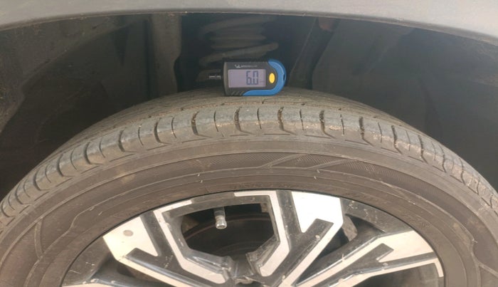 2023 Renault Kiger RXZ AMT, Petrol, Automatic, 94,577 km, tyre