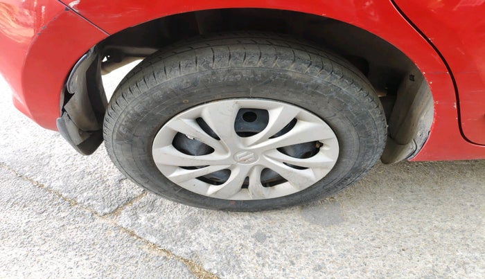 2022 Maruti Swift VXI, Petrol, Manual, 1,00,749 km, tyre